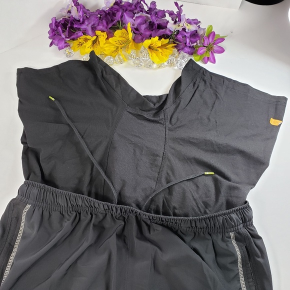 Tasc Performance Black Running Shorts, New - Picture 7 of 8